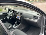 Volkswagen Jetta-7