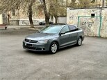 Volkswagen Jetta-16