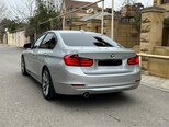 BMW 320-3