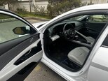 Hyundai Elantra-8