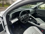 Hyundai Elantra-10