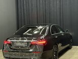 Mercedes E 300 de-5