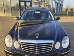 Mercedes E 280-1