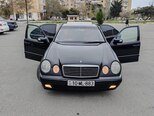 Mercedes E 280-4