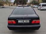 Mercedes E 280-7