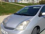 Toyota Prius-16