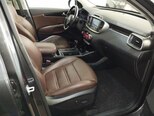Kia Sorento-16