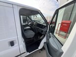 Ford Transit-18