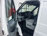 Ford Transit-19