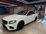 Mercedes E 220 d-3
