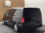 Mercedes V 220-6