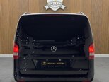Mercedes V 220-5