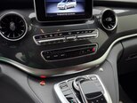 Mercedes V 220-15