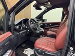 Mercedes V 220-10