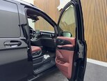 Mercedes V 220-11