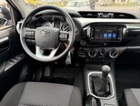 Toyota Hilux-15
