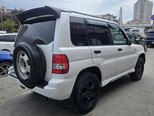 Mitsubishi Pajero io-5