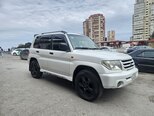 Mitsubishi Pajero io-6