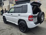 Mitsubishi Pajero io-7