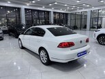 Volkswagen Passat-6