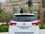 Kia Carnival-8