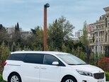 Kia Carnival-9