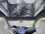 Tesla Model S-12