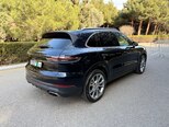 Porsche Cayenne-4