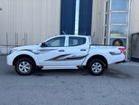 Mitsubishi L200-13