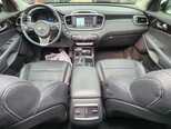 Kia Sorento-9