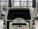 Mitsubishi Pajero-9