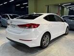 Hyundai Elantra-8