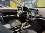 Hyundai Elantra-13