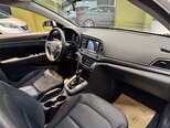 Hyundai Elantra-12