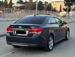 Chevrolet Cruze-8