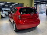Nissan Note-7