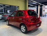 Nissan March-15