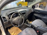 Nissan Wingroad-17