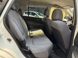 Nissan Wingroad-11
