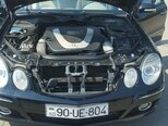 Mercedes E 280-1