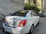 Chevrolet Aveo-10