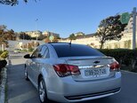 Chevrolet Cruze-12