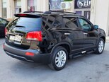 Kia Sorento-12
