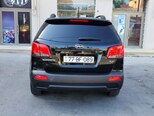 Kia Sorento-14