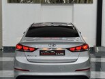 Hyundai Avante-7