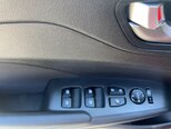 Hyundai Accent-12