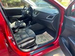 Hyundai Accent-15
