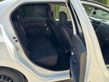 Renault Logan-12