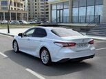 Toyota Camry-14