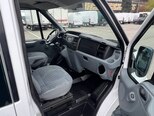Ford Transit-12